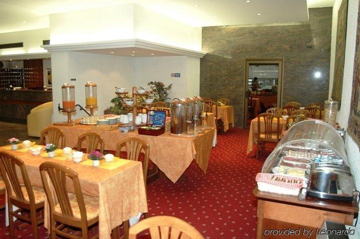 Hotel D'Angleterre Grenoble Hyper-Centre Restoran gambar